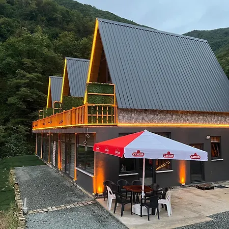 Agaran Wooden Bed & Breakfast